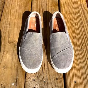 Tom’s Parker Cupsole Gray slip-on sneaker